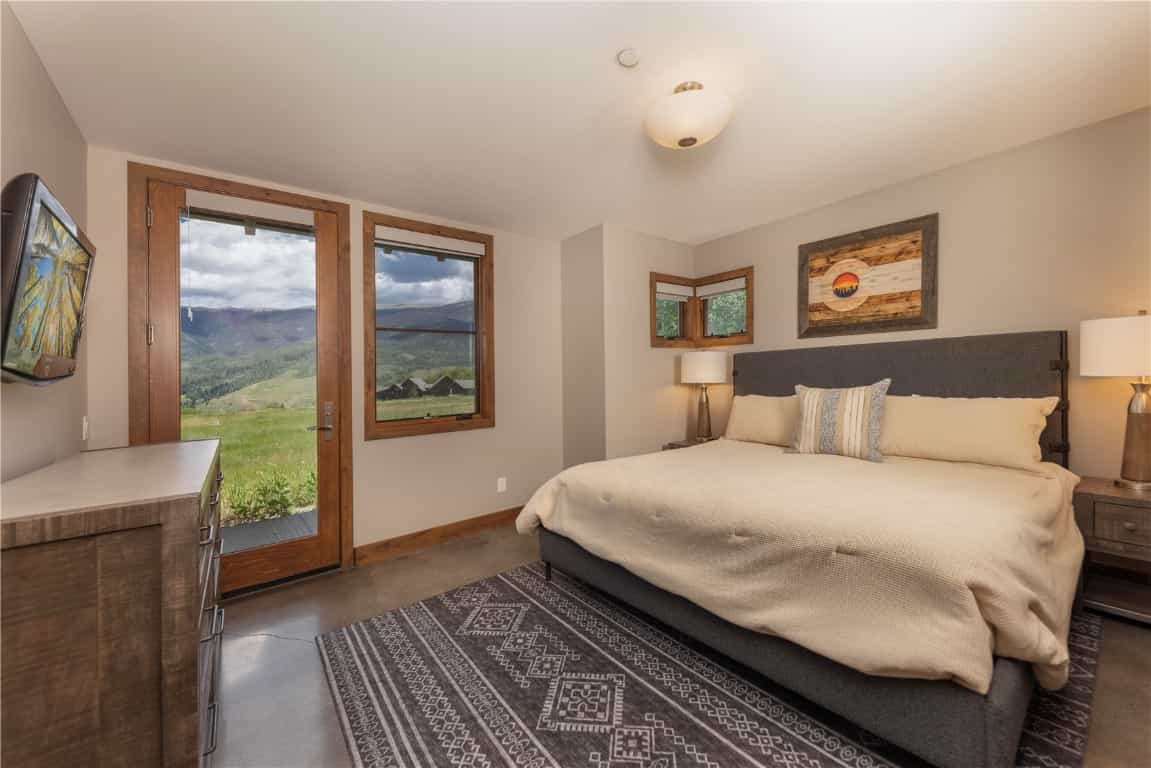 House in Silverthorne, Colorado 12040810