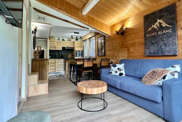 Condominium in Chamonix-Mont-Blanc, Auvergne-Rhone-Alpes 12040816