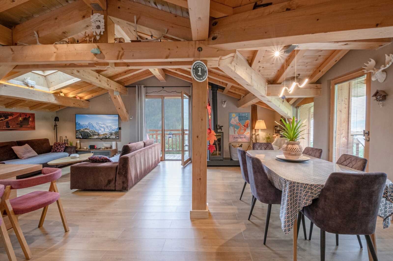 Huis in Les Houches, Auvergne-Rhone-Alpes 12040818