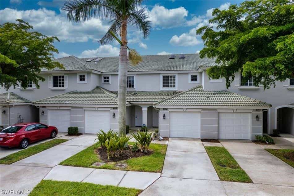 House in Fort Myers, Florida 12040847