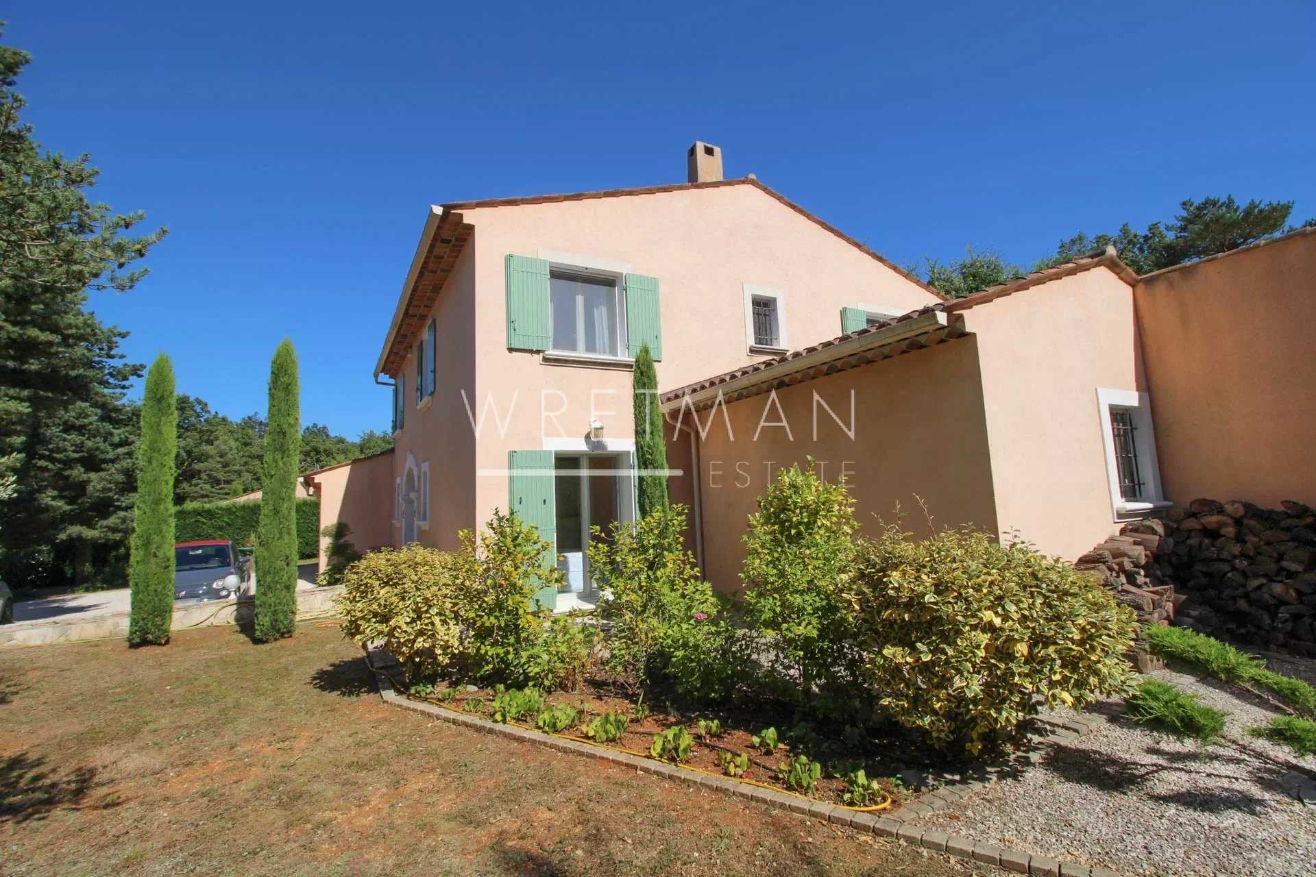 Hus i Callian, Provence-Alpes-Cote d'Azur 12040862