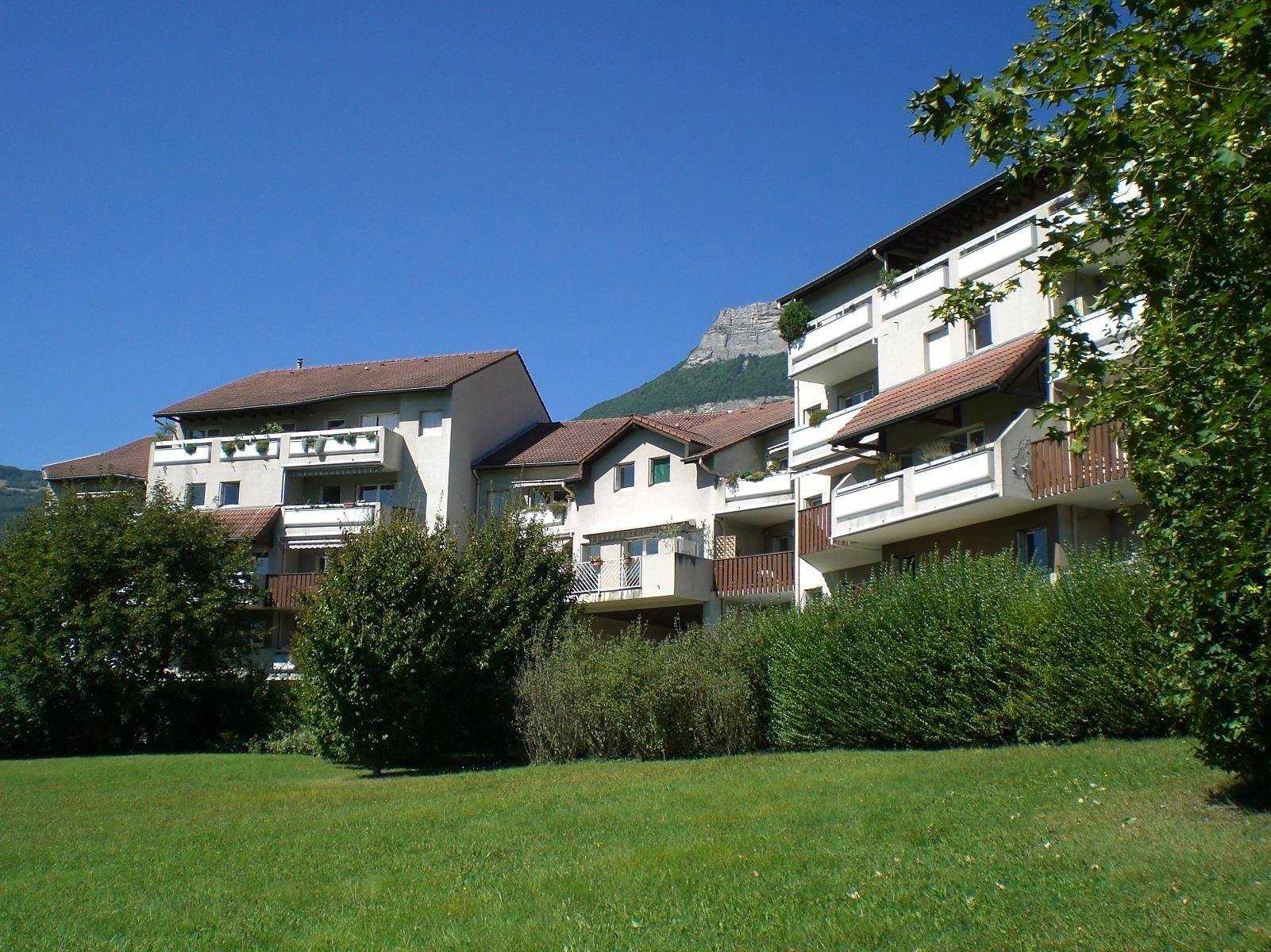 Condominium in Meylan, Auvergne-Rhone-Alpes 12040863