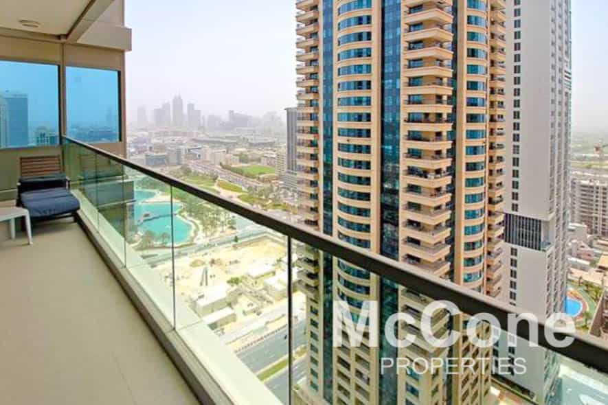 Condominium in Dubai, Dubai 12041229