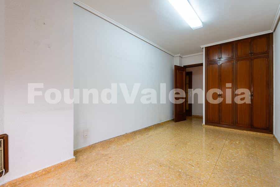 Osakehuoneisto sisään Valencia, Valencia 12041300