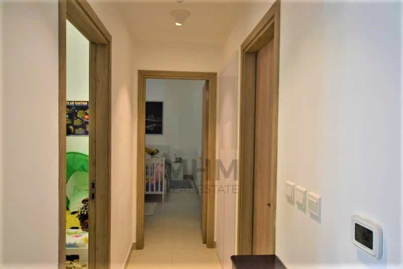 Квартира в , Dubai 12041341