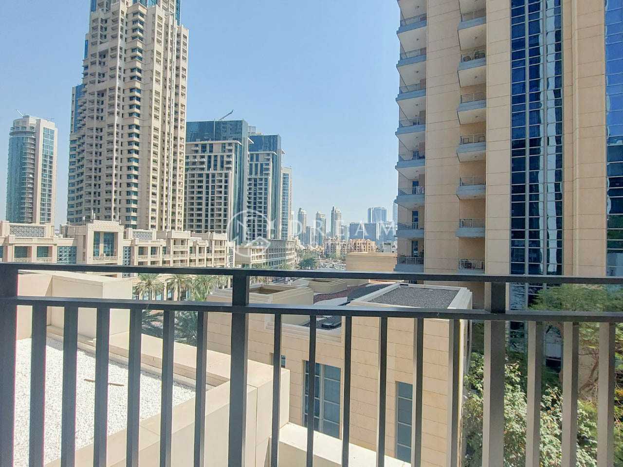 公寓 在 Dubai, Dubai 12041357