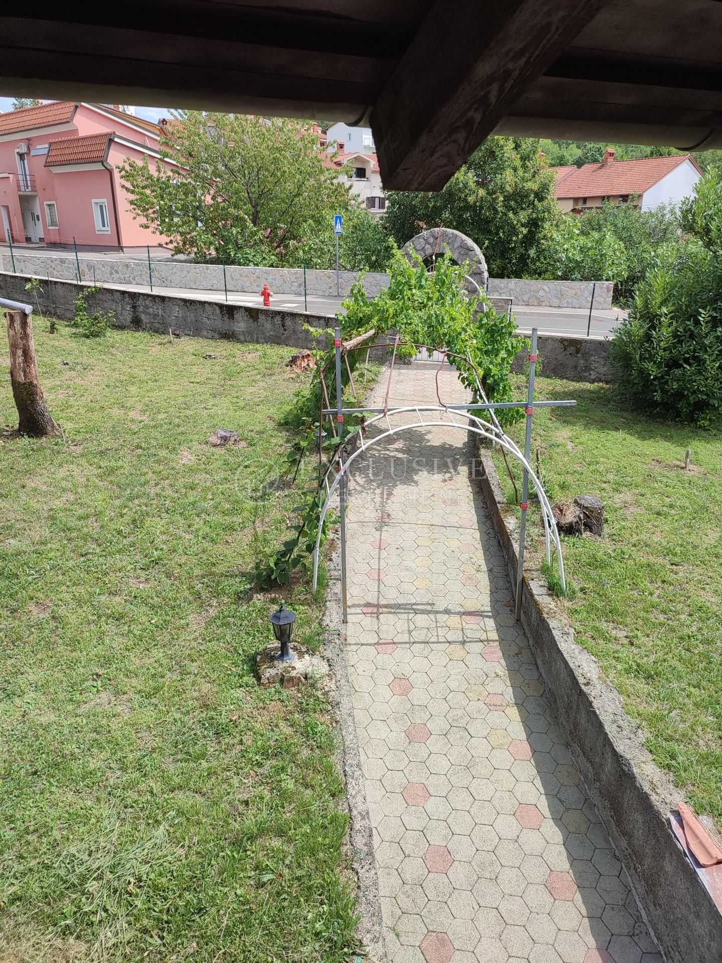 Rumah di Viškovo, Primorsko-goranska županija 12041494