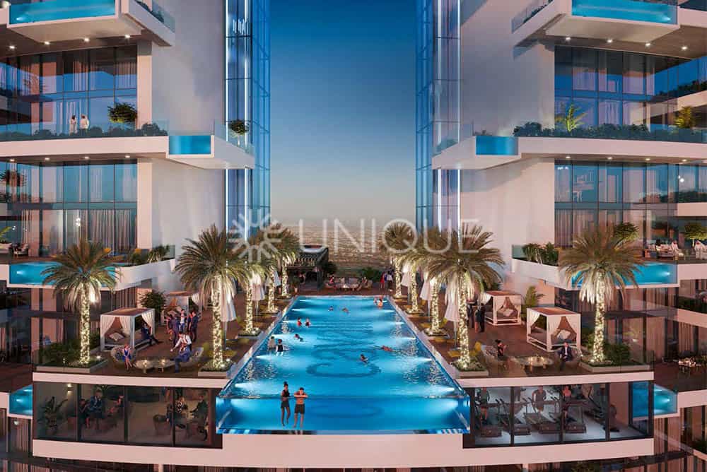 Condominium in دبي, دبي 12041542