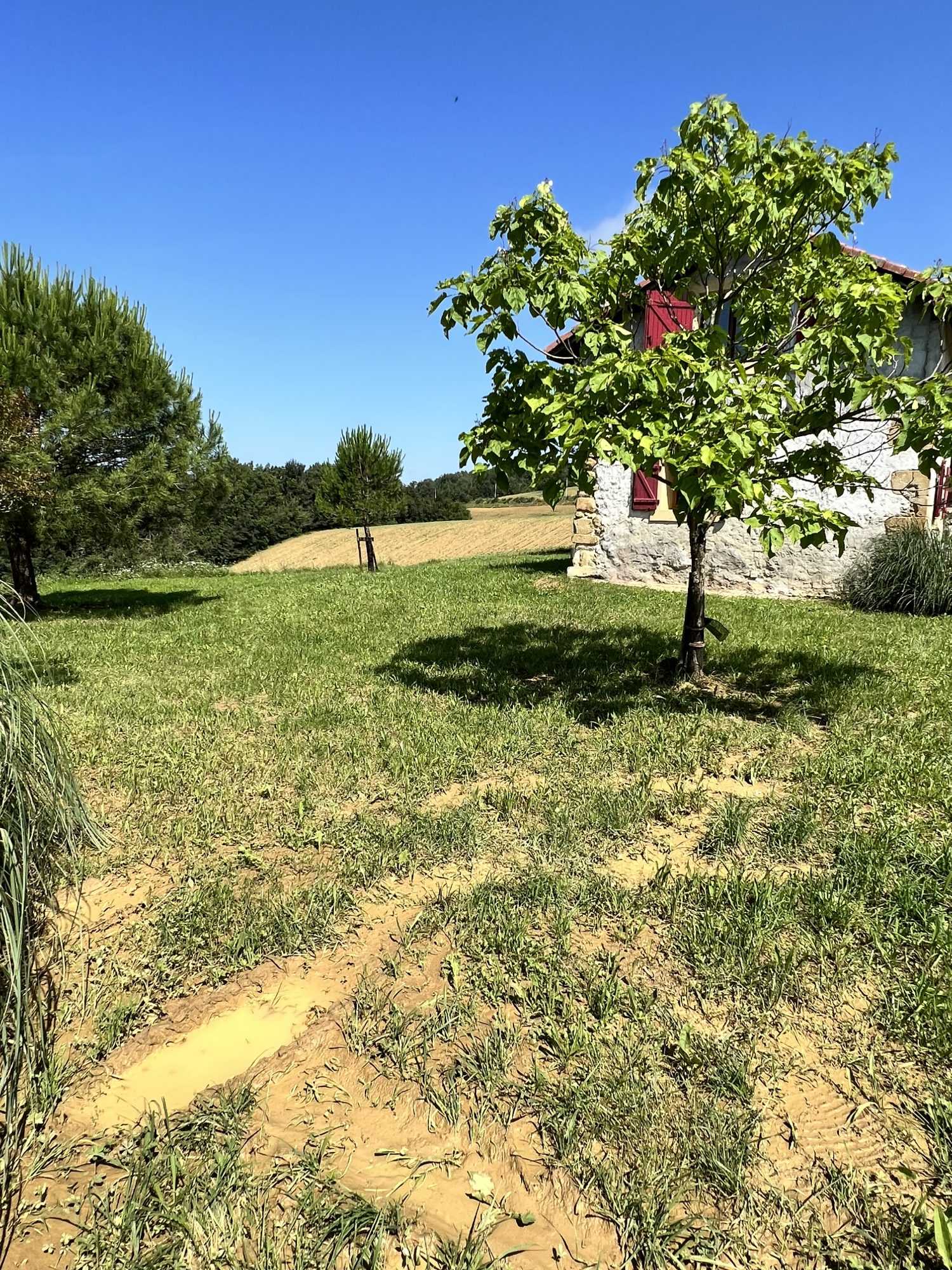 بيت في Masseube, Occitanie 12042372