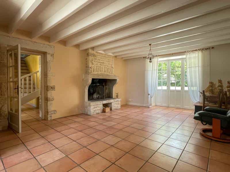 House in Ardilleux, Nouvelle-Aquitaine 12042374
