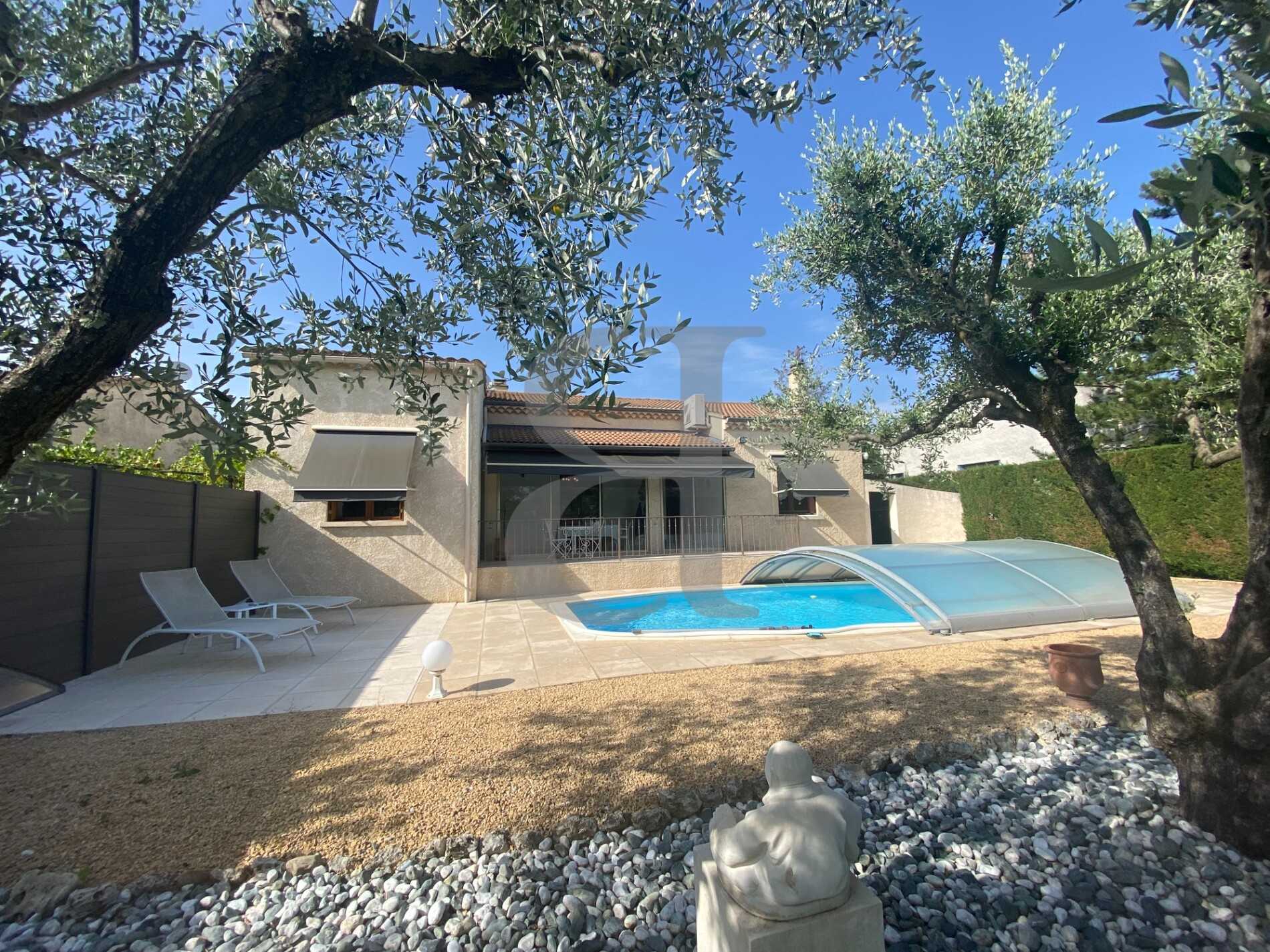 Huis in Valreas, Provence-Alpes-Côte d'Azur 12042376