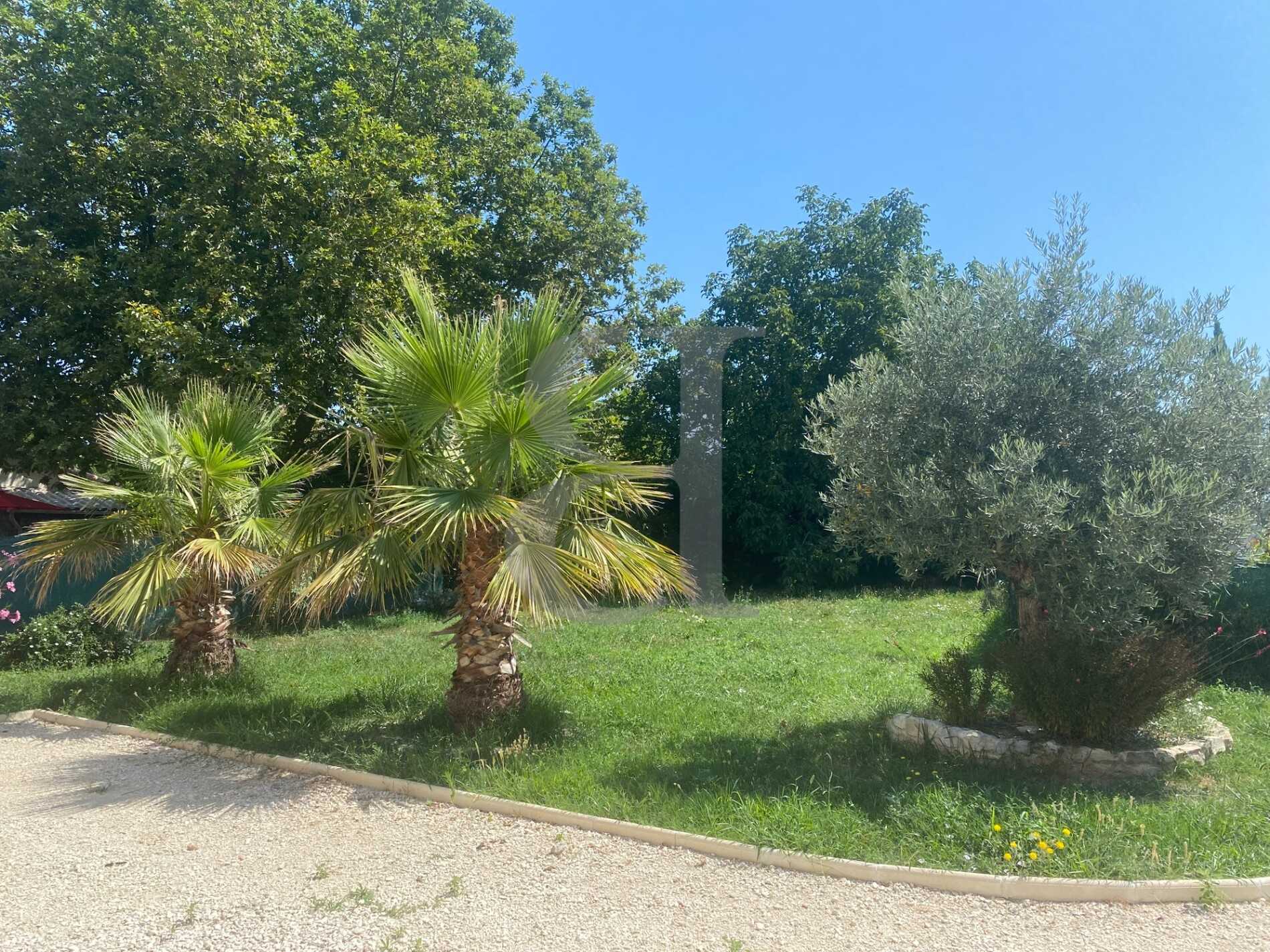 Huis in Valreas, Provence-Alpes-Côte d'Azur 12042377