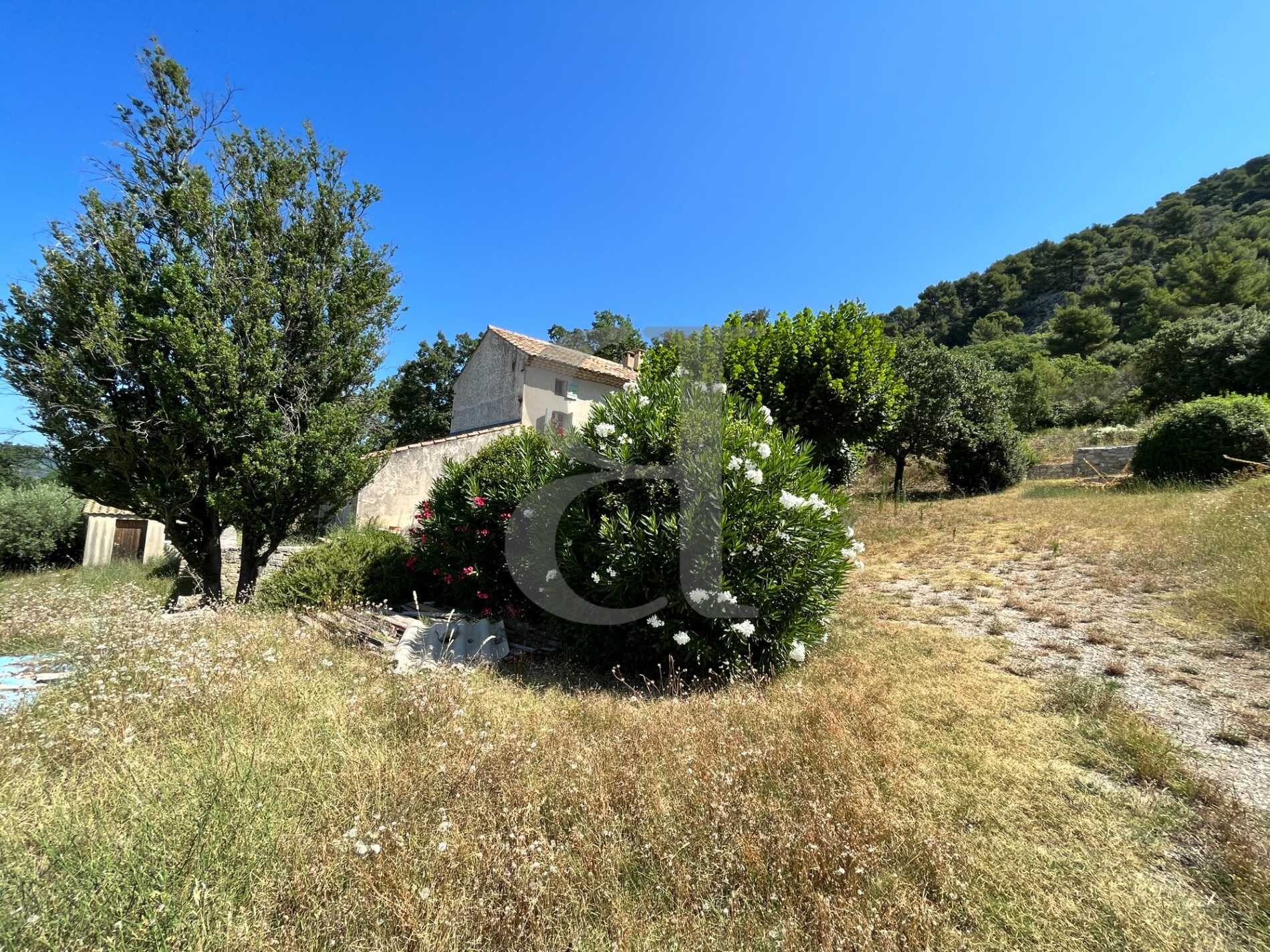 жилой дом в Vaison-la-Romaine, Provence-Alpes-Côte d'Azur 12042378