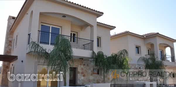 House in Pyrgos, Larnaka 12042925