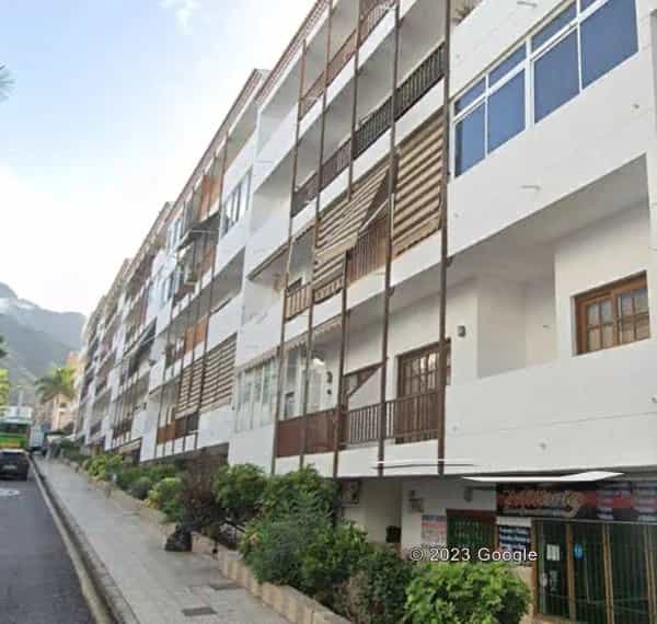Condominium in Adeje, Canary Islands 12043281
