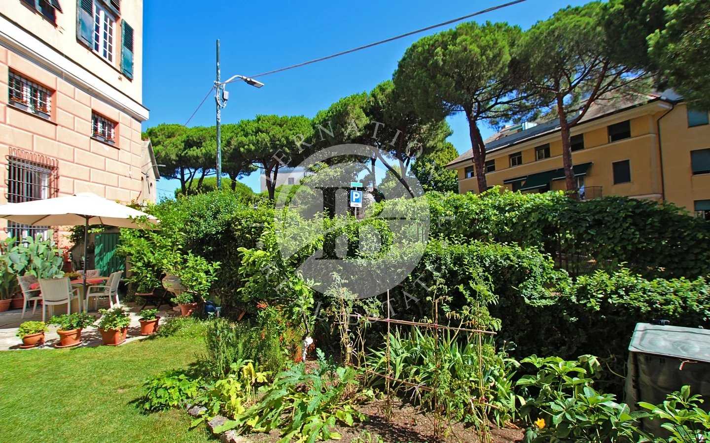 Condominium dans Gênes, Ligurie 12043334