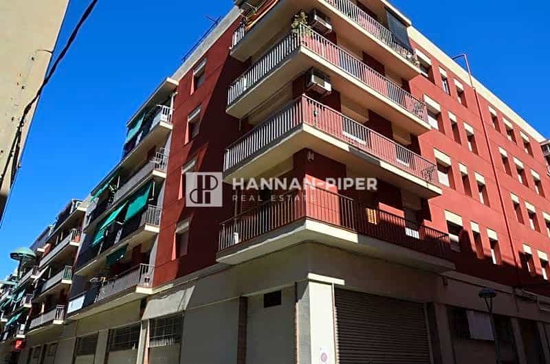 Condominium in Tarragona, Catalonië 12043685