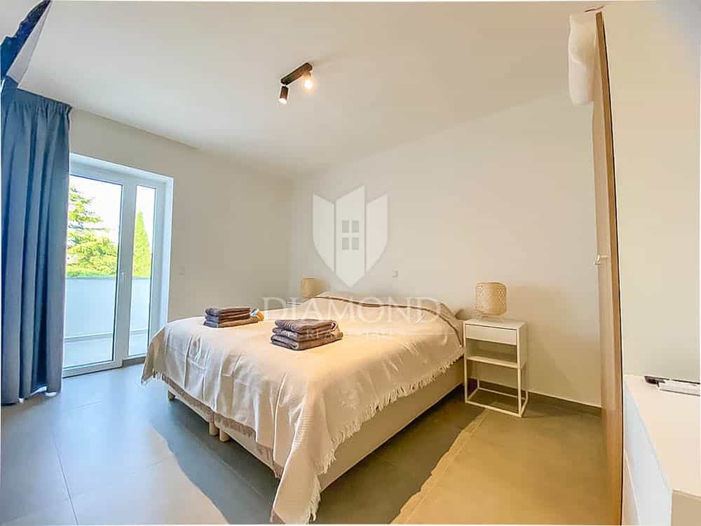 公寓 在 Premantura, Istria County 12043832
