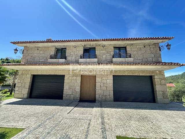 Huis in Vila Caiz, Porto 12044663