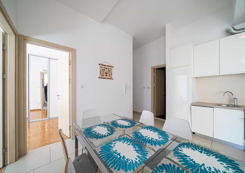 Квартира в Kotor, Kotor Municipality 12046365