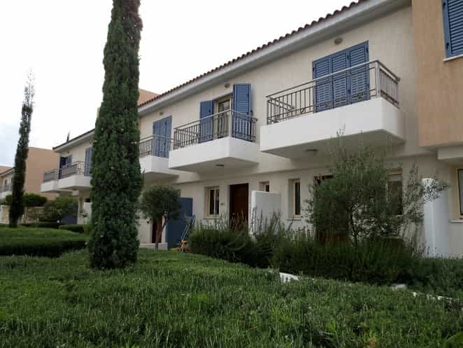 Condominium in Paphos, Pafos 12046655