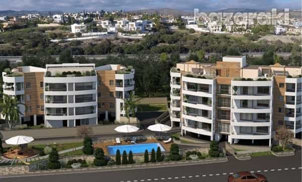 Condominium in Trachoni, Lemesos 12047092