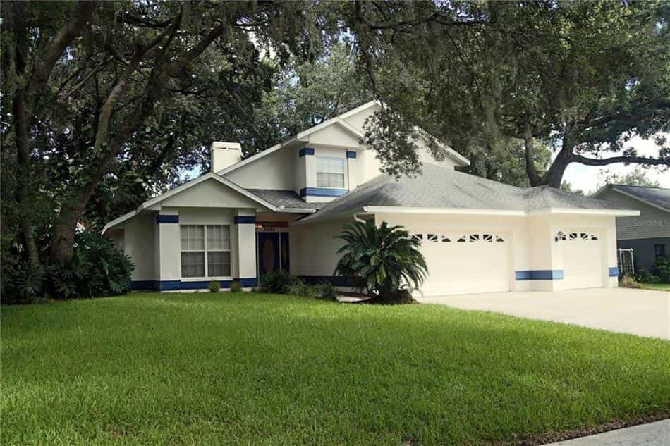 жилой дом в Brandon, Florida 12047285