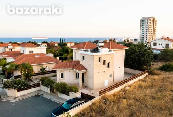 House in Pyrgos, Larnaka 12047572