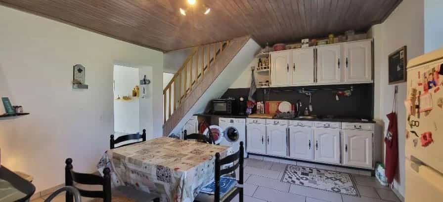 Casa nel Pont-sur-Sambre, Alta Francia 12047669