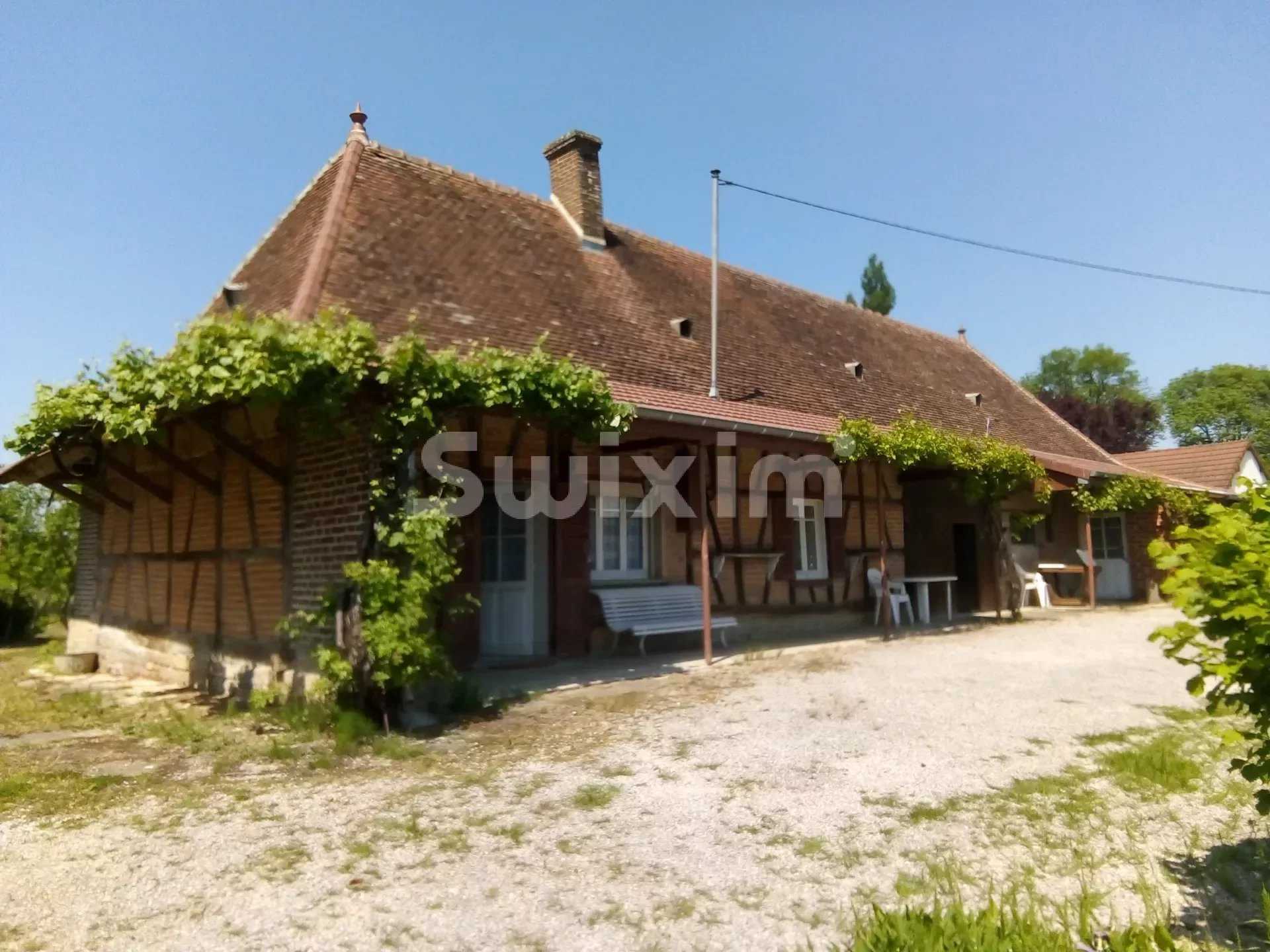 σπίτι σε Beaurepaire-en-Bresse, Bourgogne-Franche-Comte 12047670