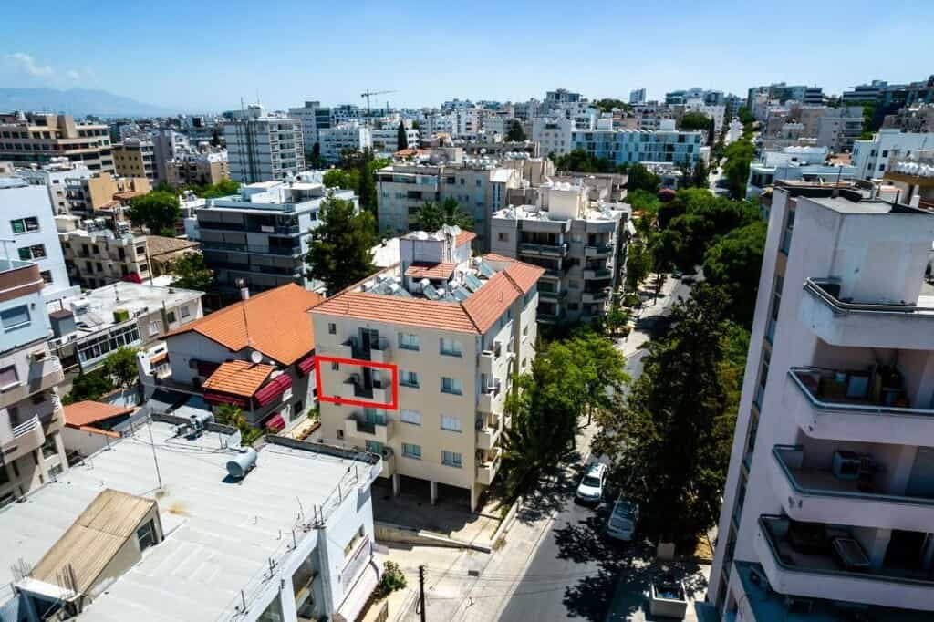 Eigentumswohnung im Nikosia, Lefkosia 12048078