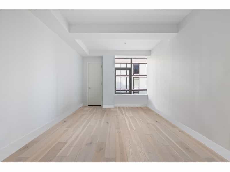 Condominium in Manhattan, New York 12048165