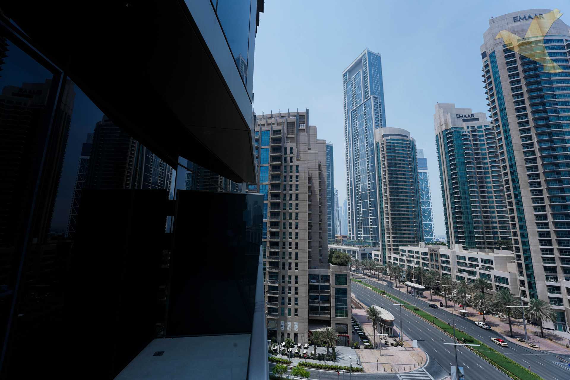 Condominium in Dubai, Dubai 12048358