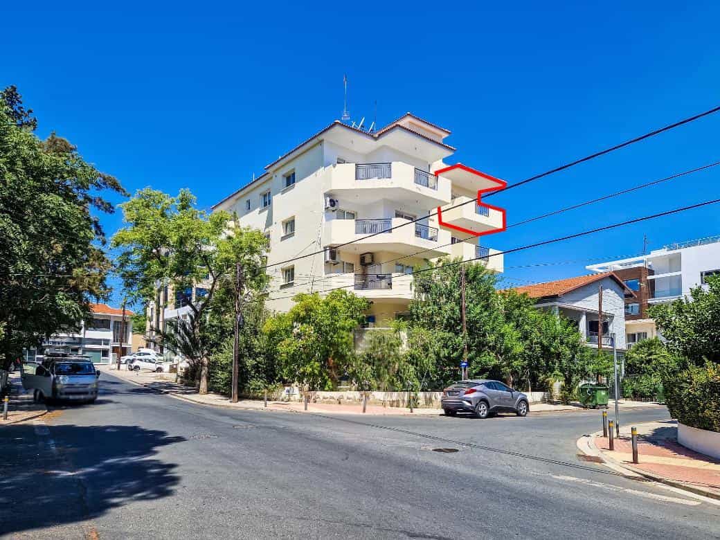 公寓 在 Nicosia, Nicosia 12048381