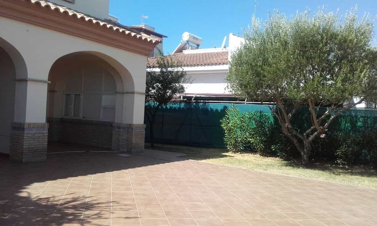 بيت في Ayamonte, Andalusia 12048461