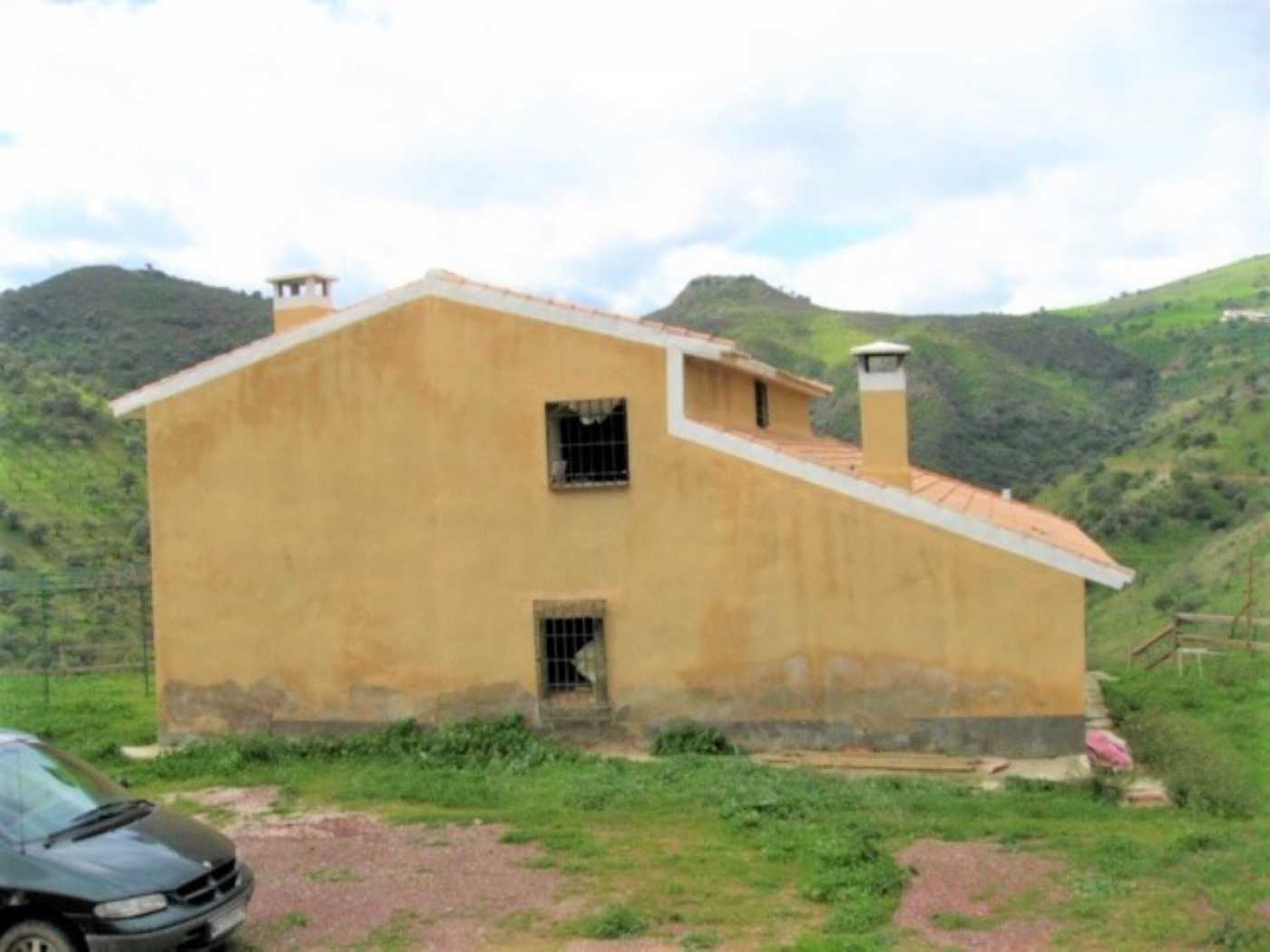 жилой дом в Альмогия, Андалусия 12048514