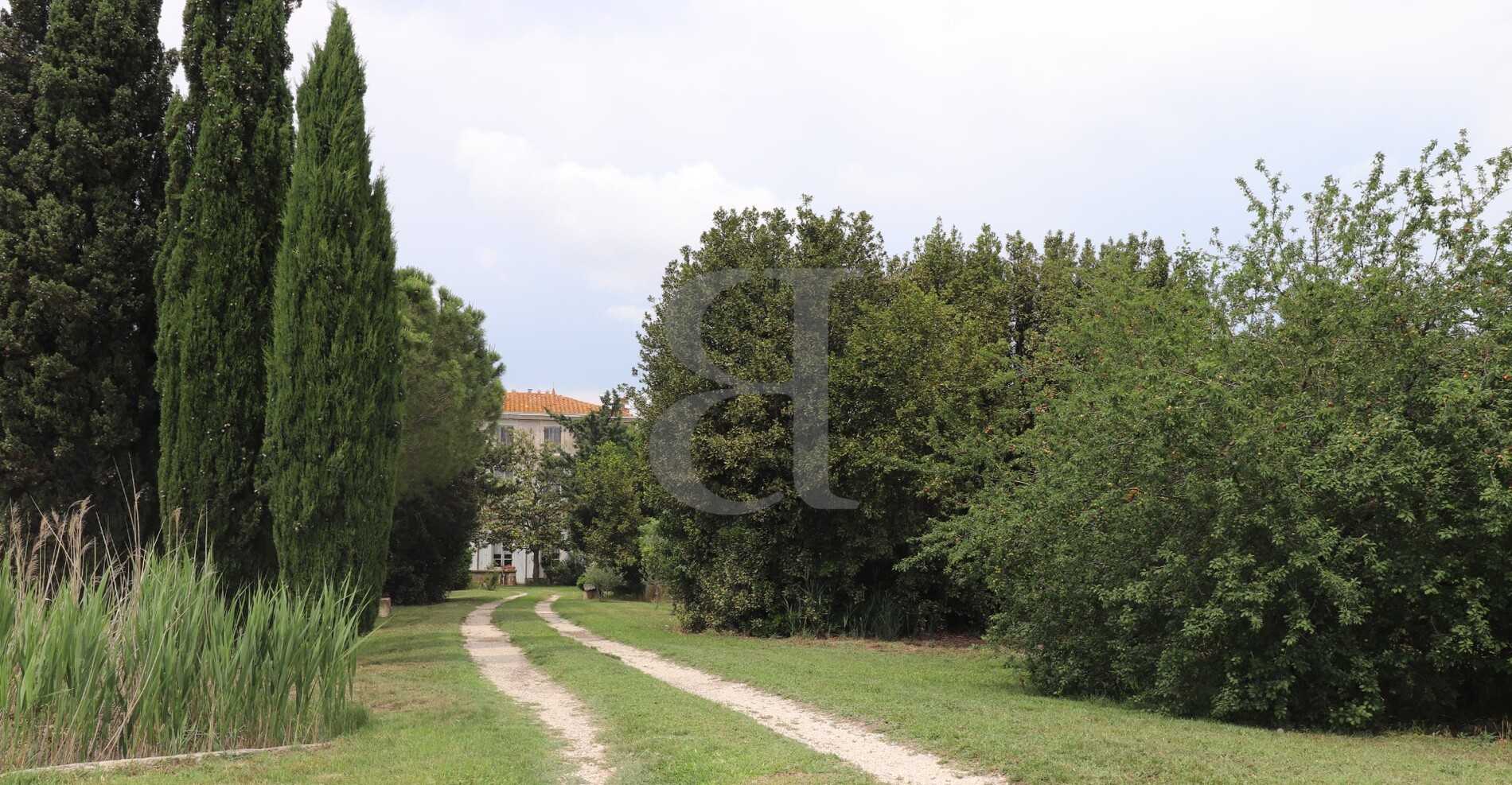 Hus i Vaison-la-Romaine, Provence-Alpes-Côte d'Azur 12049173