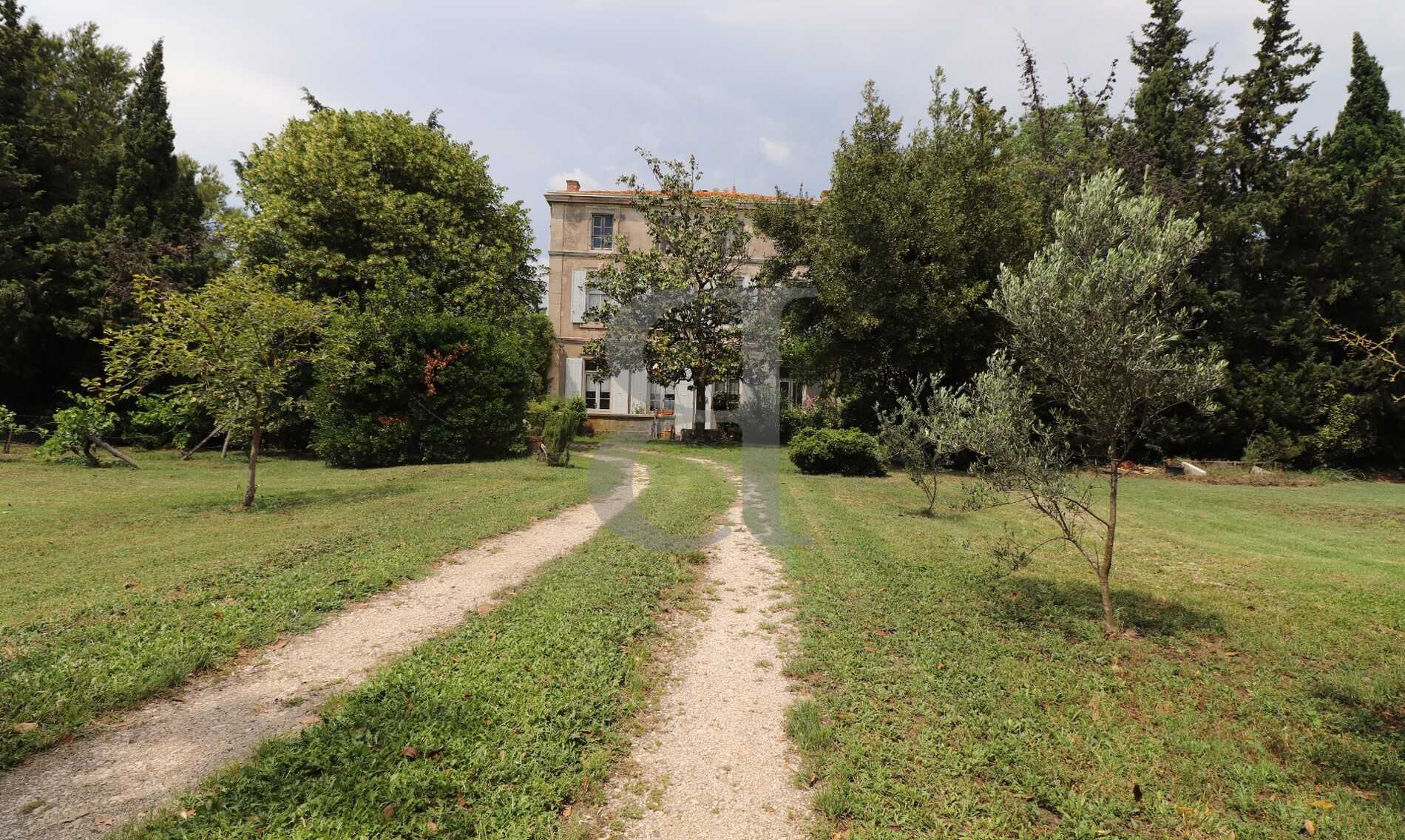 Hus i Vaison-la-Romaine, Provence-Alpes-Côte d'Azur 12049173