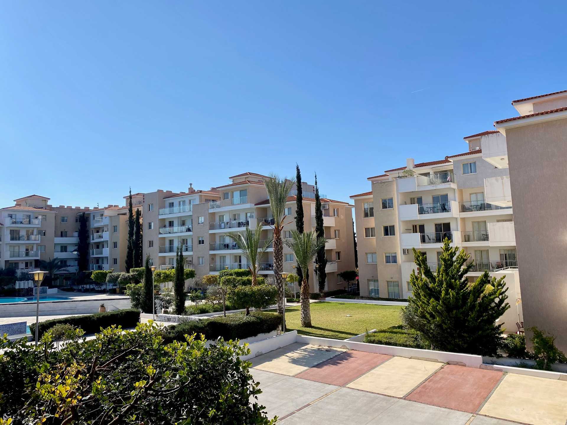 Condominium in Paphos, Pafos 12049910