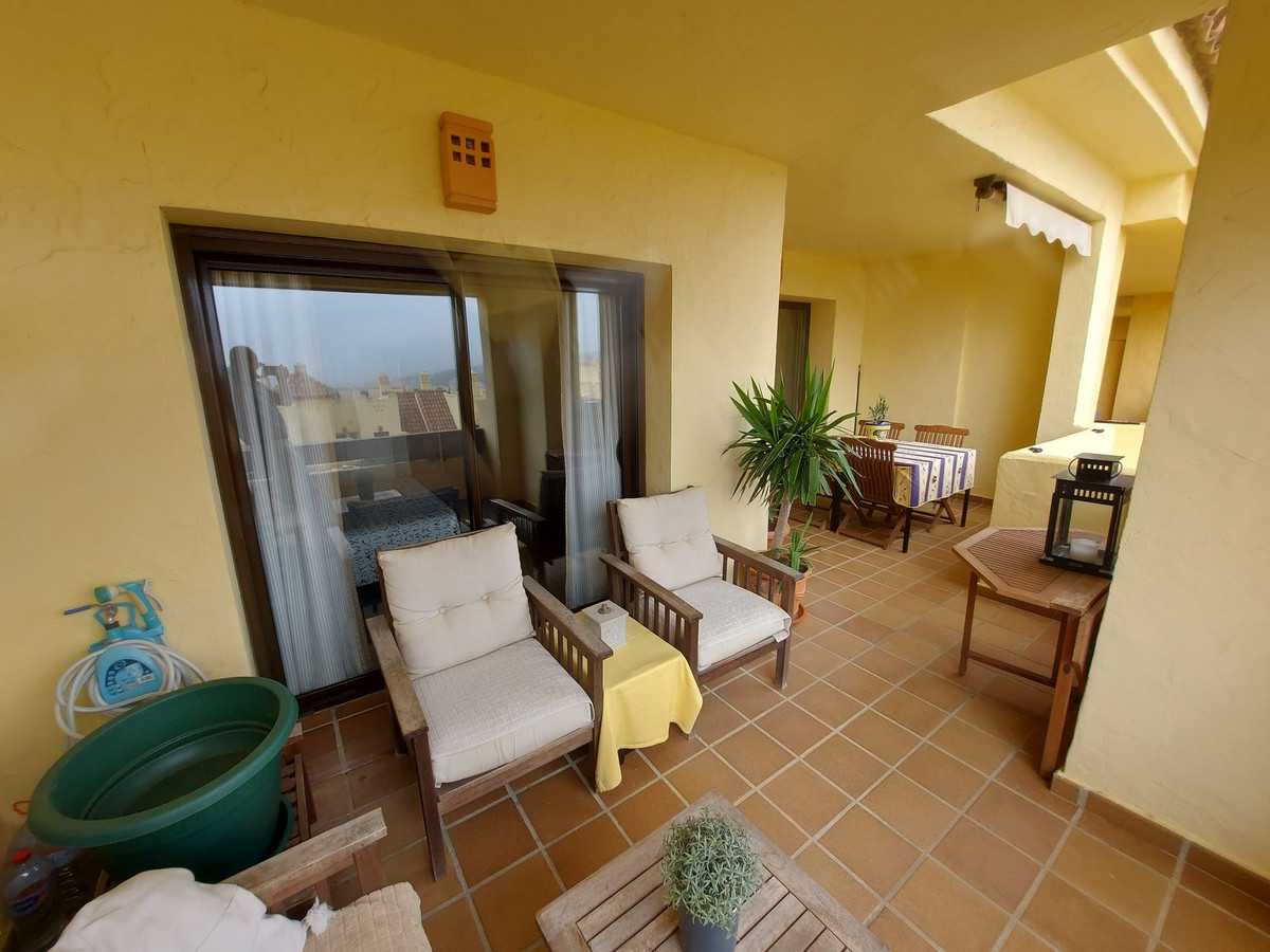 公寓 在 Puerto de la Duquesa, Andalusia 12051085