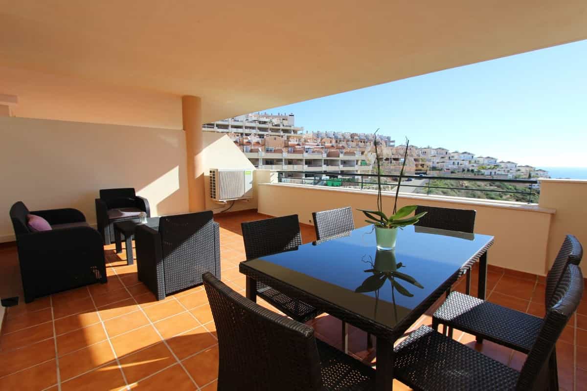 Condominium dans Casares, Andalusia 12051271