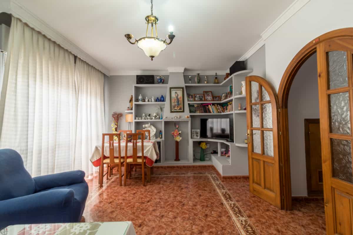 Квартира в San Luis de Sabinillas, Andalusia 12051283