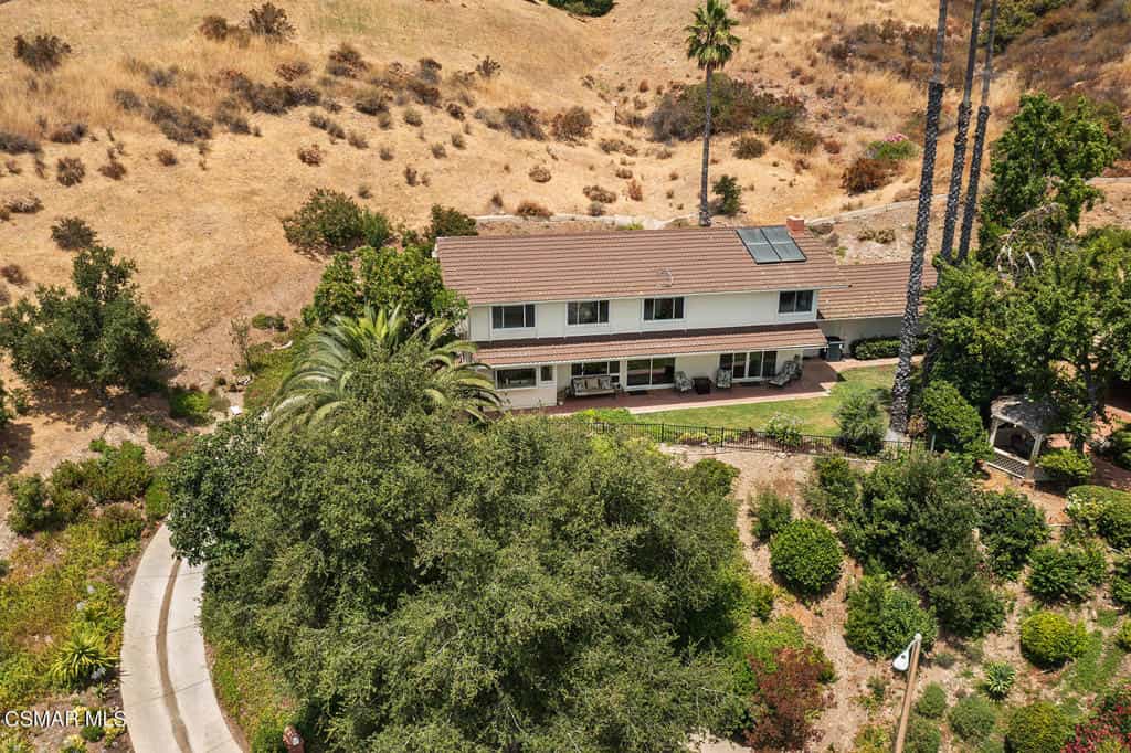 بيت في Westlake Village, California 12051456