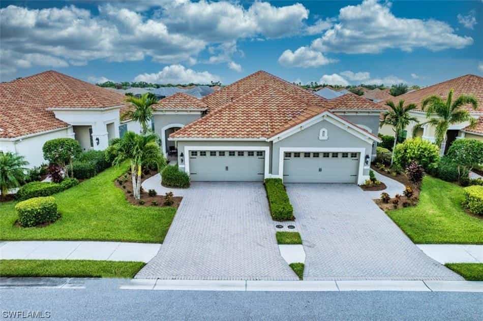 Rumah di Fort Myers, Florida 12051660
