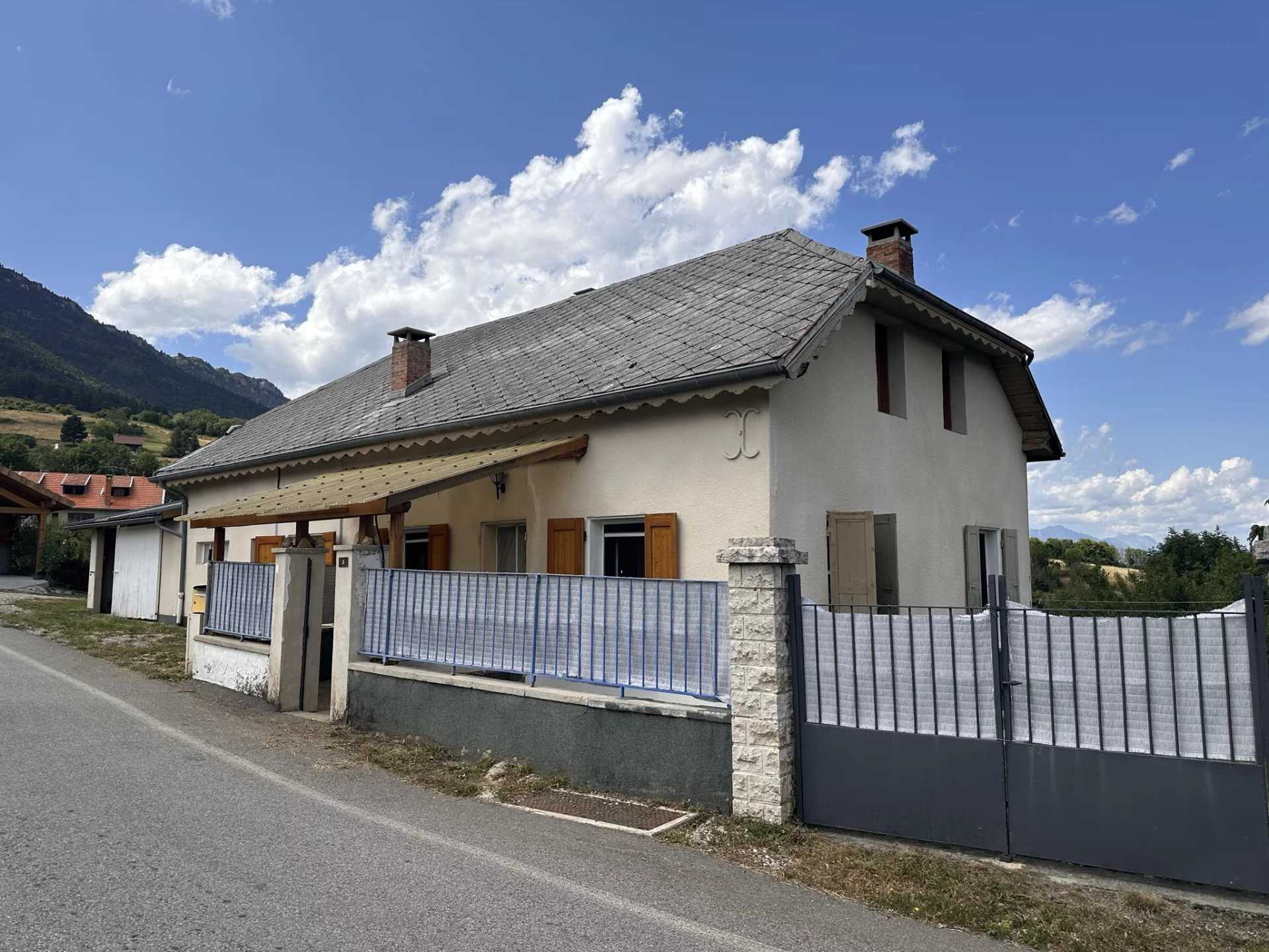 Residential in Percy, Isère 12051692