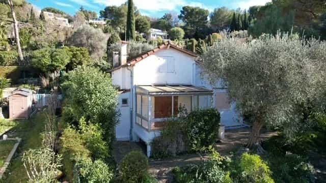 Tanah di Le Cannet, Provence-Alpes-Cote d'Azur 12051774