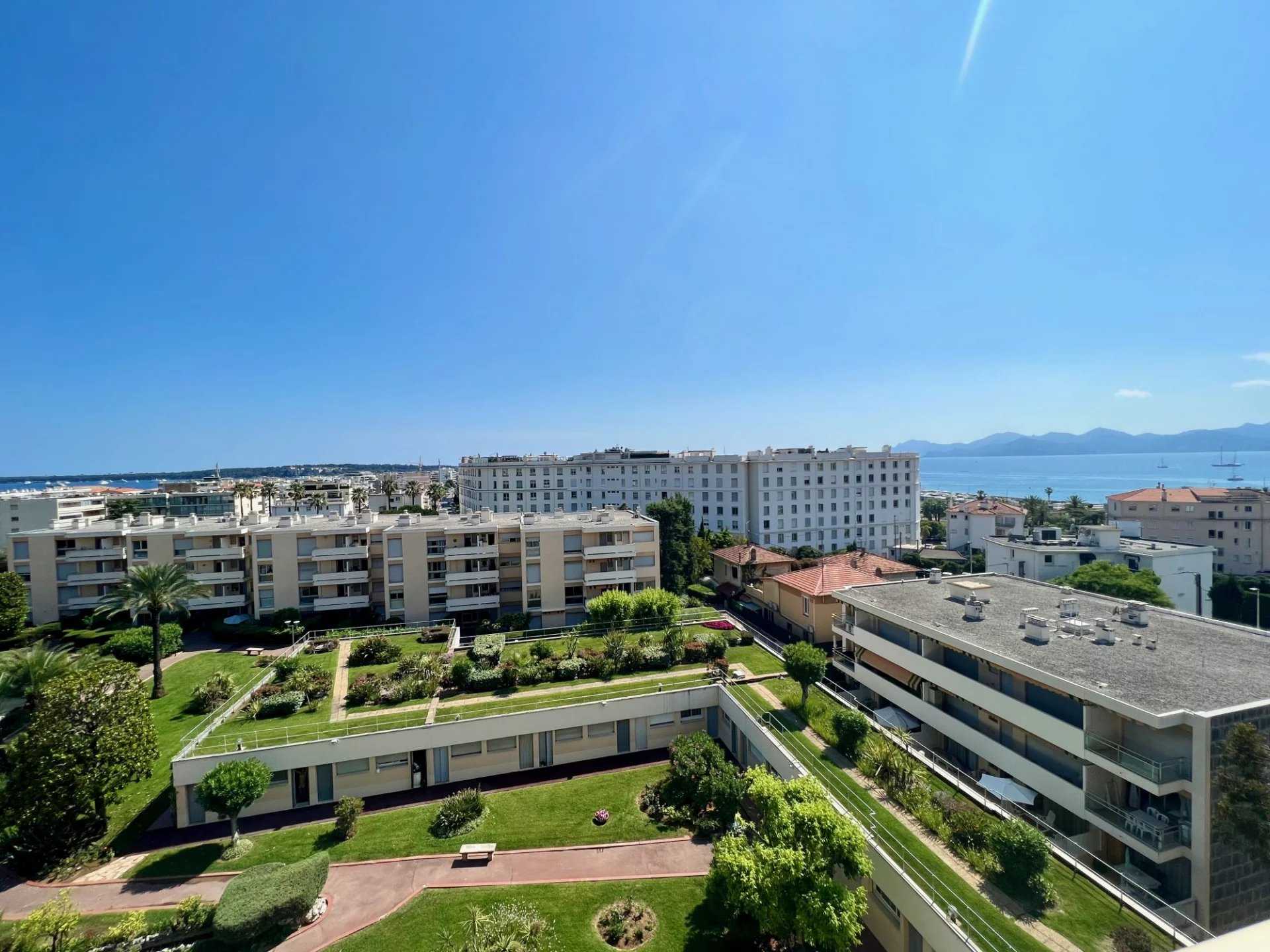 Condominio en Cannes, Alpes-Maritimes 12051802