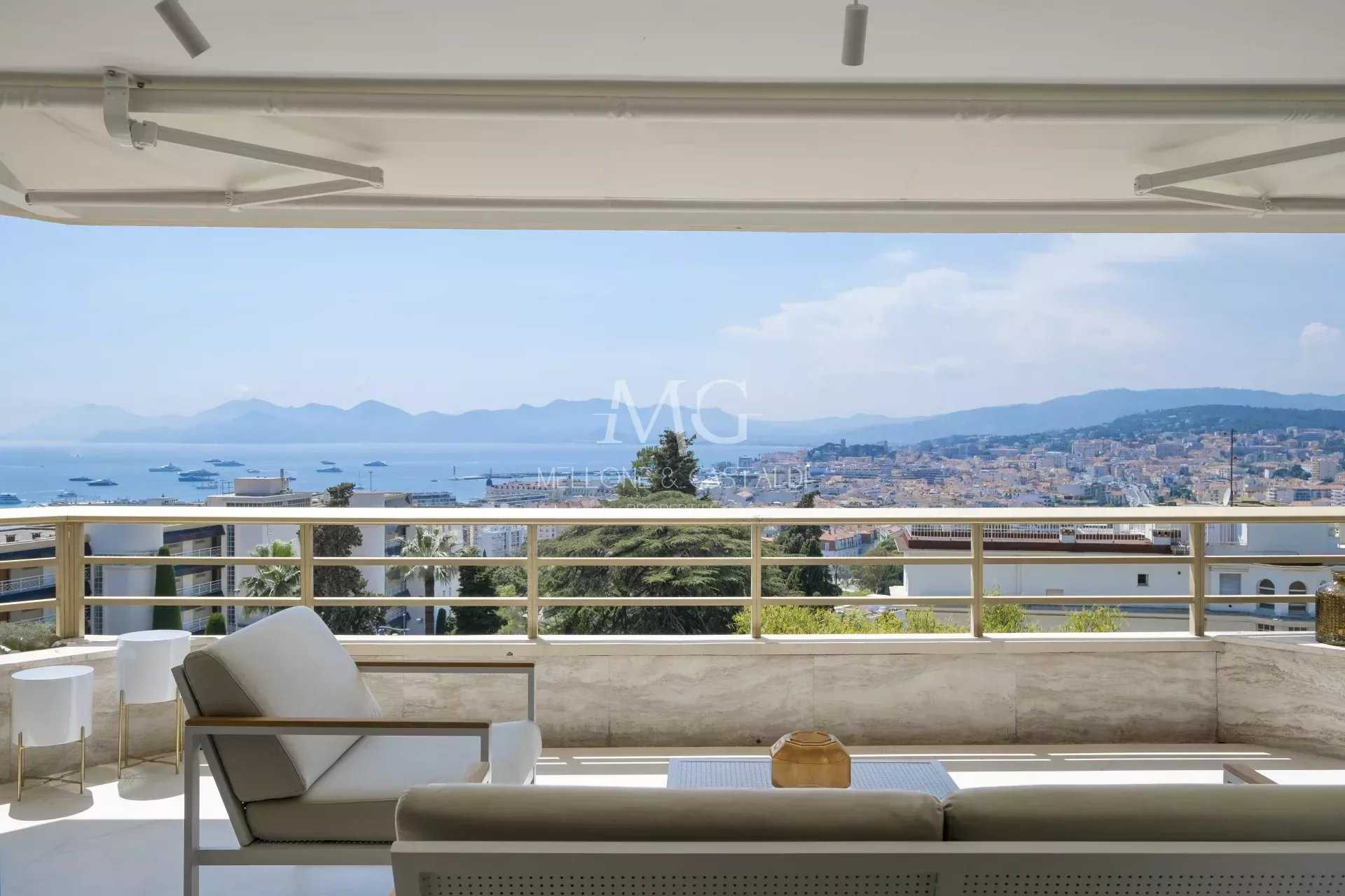 Condominium dans Cannes, Provence-Alpes-Côte d'Azur 12051816