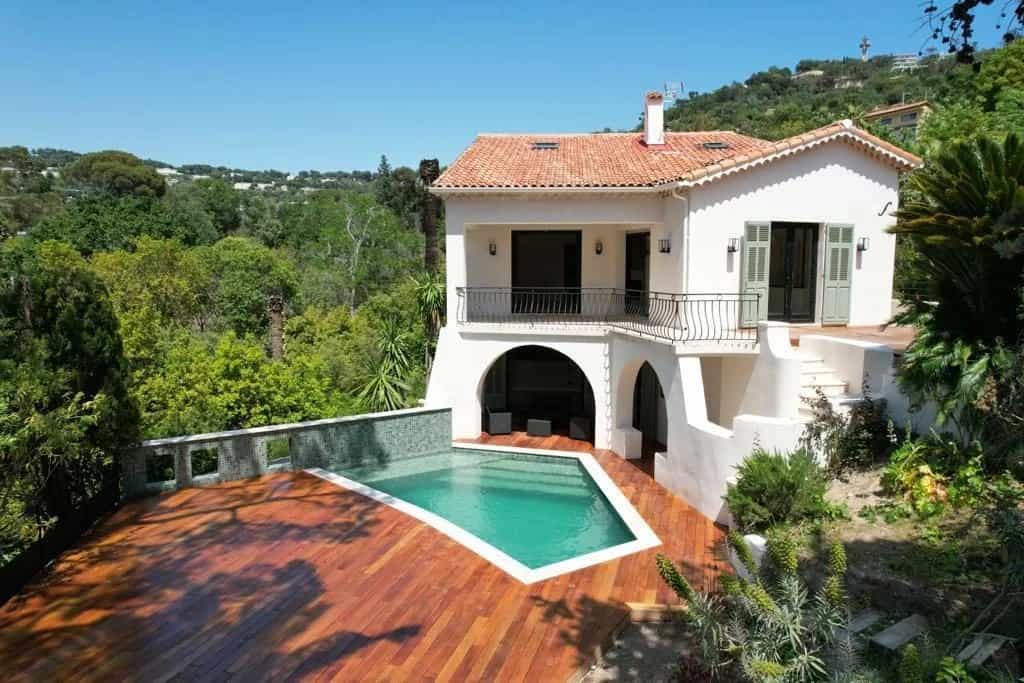 Hus i Cannes, Provence-Alpes-Cote d'Azur 12051836