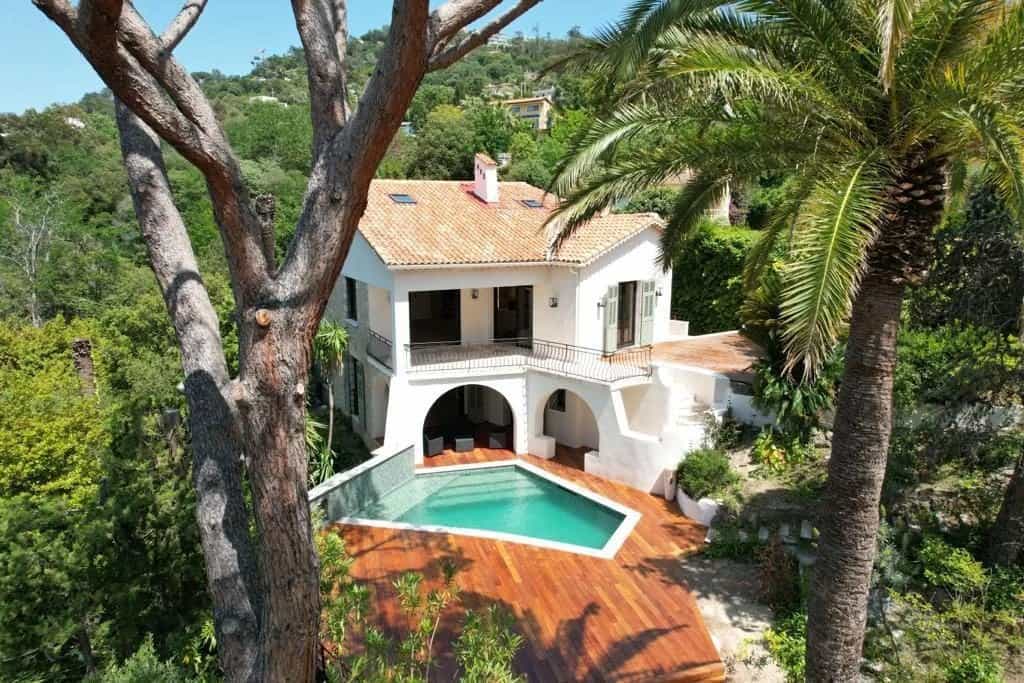 Rumah di Cannes, Provence-Alpes-Cote d'Azur 12051836